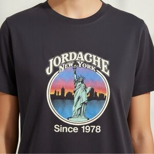 Jordace Vintage Crew Neck Tee Antique Black NWT Women’s Medium Statue of Liberty